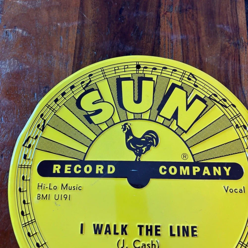 Johnny Cash I Walk The Line Sun Record Company Embossed Metal Sign 12 Inch Round
